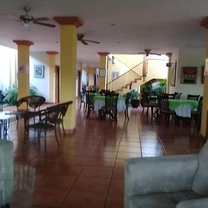 Hotel Brandts Los Robles De San Juan